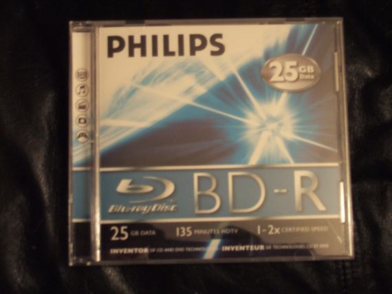 Philips_BDR_ClosedCase_Front.jpg