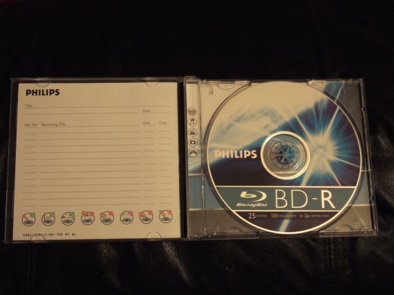 Philips_BDR_OpenCase_Front.jpg