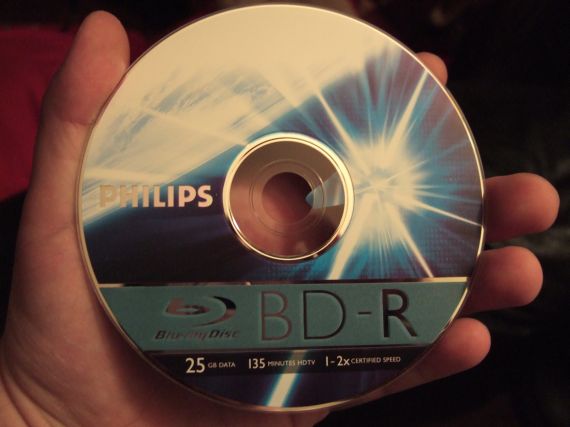 Philips_BDR_BareDisc_Front.jpg