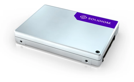 solidigm D7 P5810 ssd